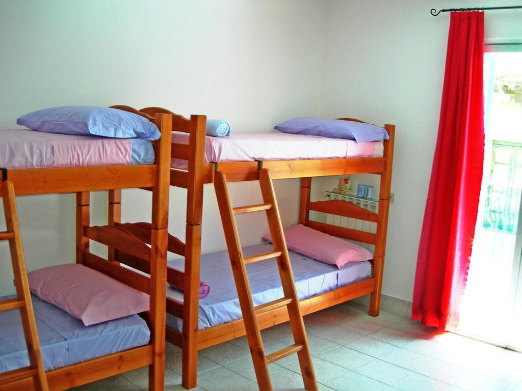 Vucciria Hostel ปาแลร์โม ภายนอก รูปภาพ