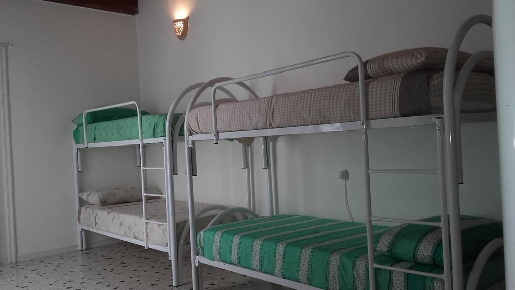 Vucciria Hostel ปาแลร์โม ภายนอก รูปภาพ